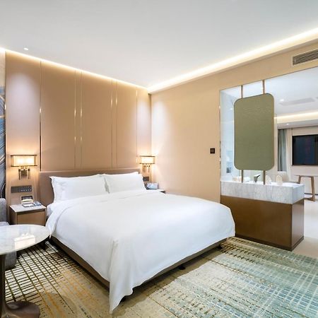 Victoria Hotel Guangzhou Zhujiang New Town Екстер'єр фото
