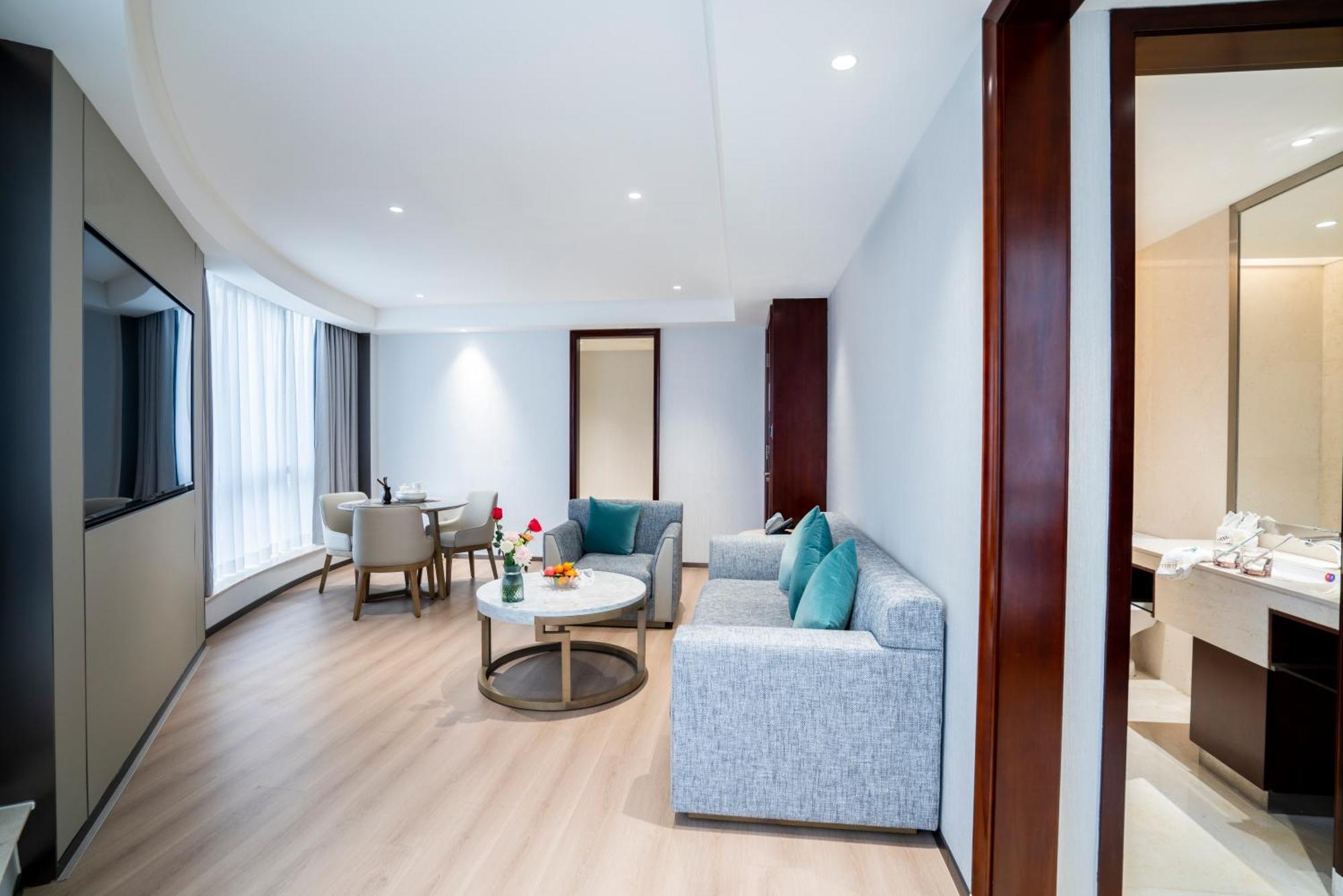 Victoria Hotel Guangzhou Zhujiang New Town Екстер'єр фото