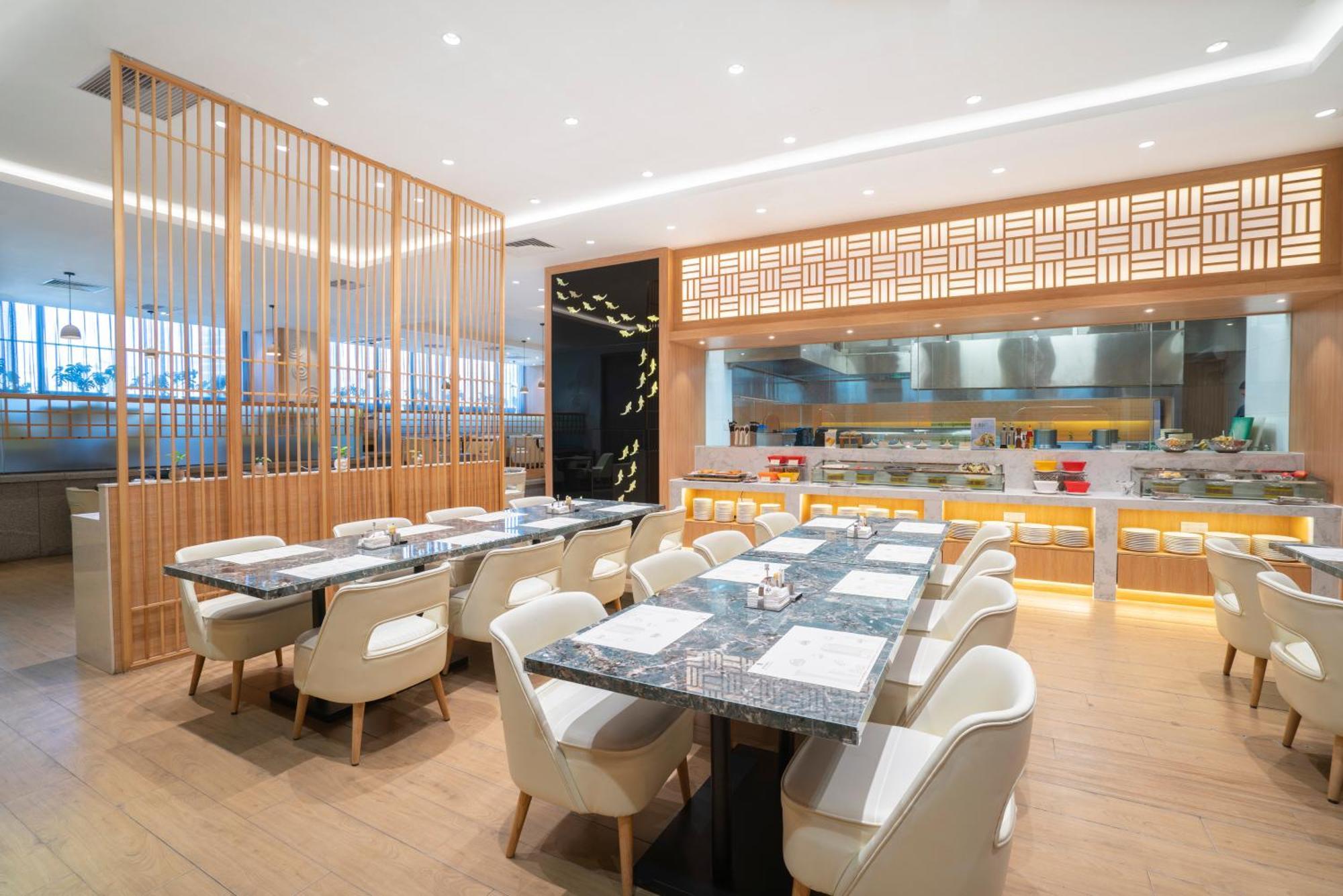 Victoria Hotel Guangzhou Zhujiang New Town Екстер'єр фото